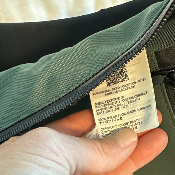 Arcteryx Arro 16 Backpack - Picture 4 of 6